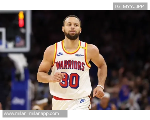 库里半场表现平平仅得11分7投2中状态堪忧引发球迷关注